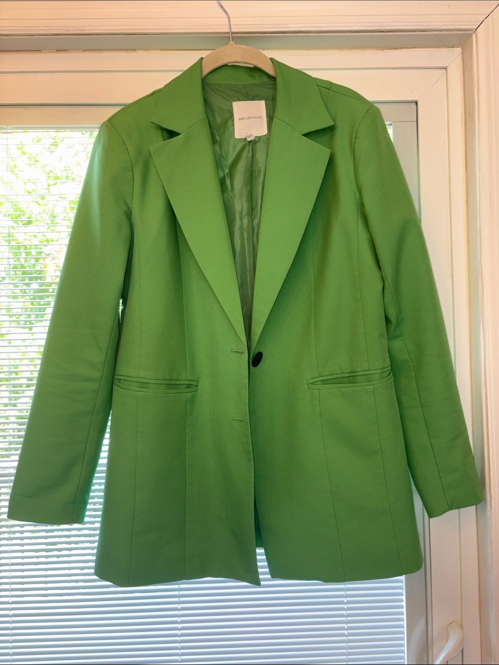 Aritzia Bright Green Single-Button Blazer